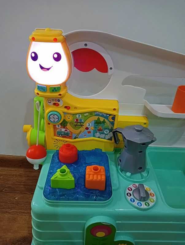 Wesoły  kamper malucha fisher price