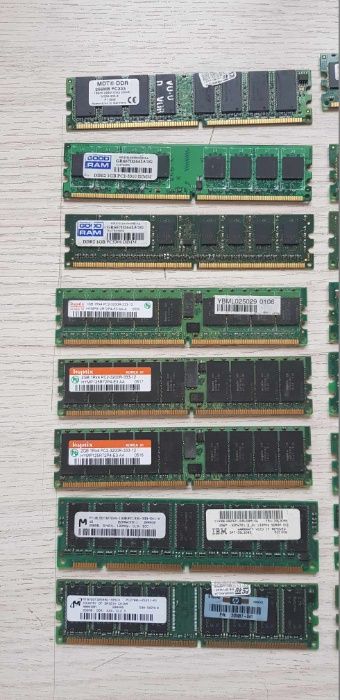 Pamięć RAM pamięci 1GB 2GB 512MB, 256MB komplet