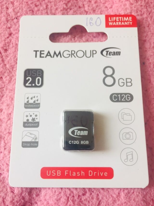 Продам usb флешку 128 гб