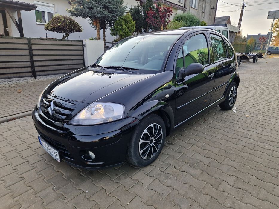 C3 1.4 Benzyna klimatyzacja  Piekny stan czujniki cofania.