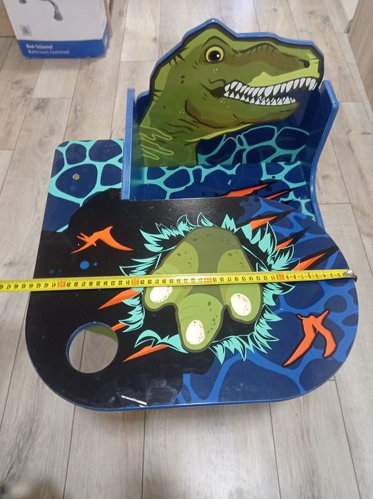 Biurko dla dziecka dinozaury