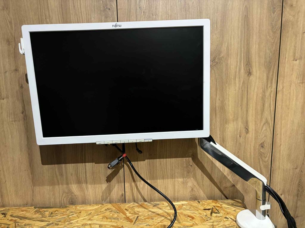Monitor 22" monitoring, biuro
