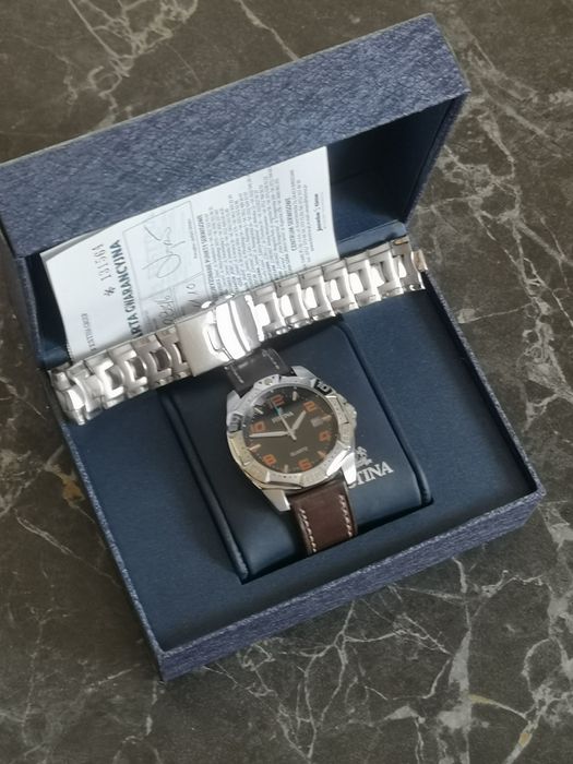 Szwajcarski zegarek Festina F16285