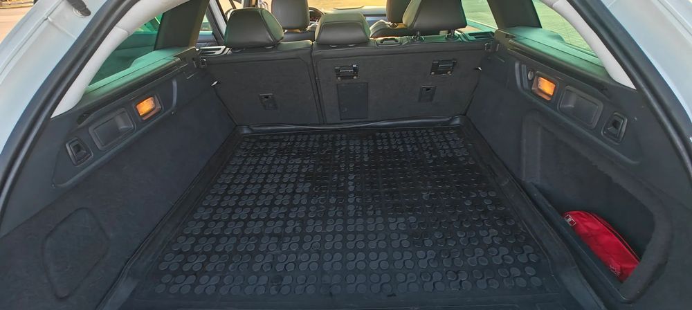 Peugeot 508 Peugeot 508 RXH Hybrid4 2012