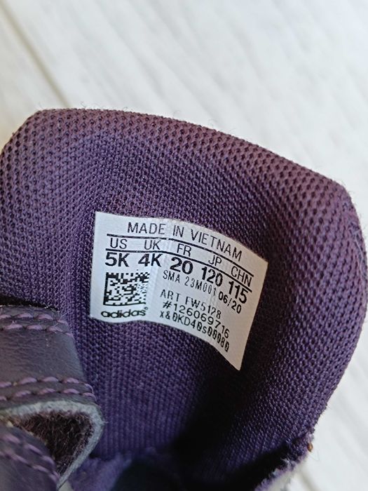 Кросівки на малюка adidas, оригіінал.