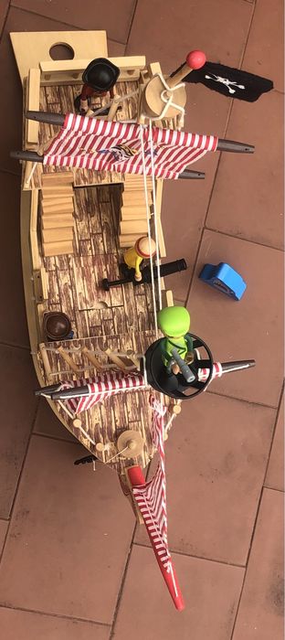 Barco piratas madeira