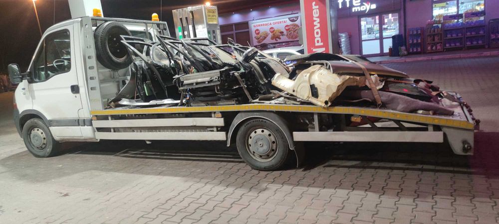 Pomoc drogowa Auto laweta transport holowanie Autolaweta Dzierżoniów