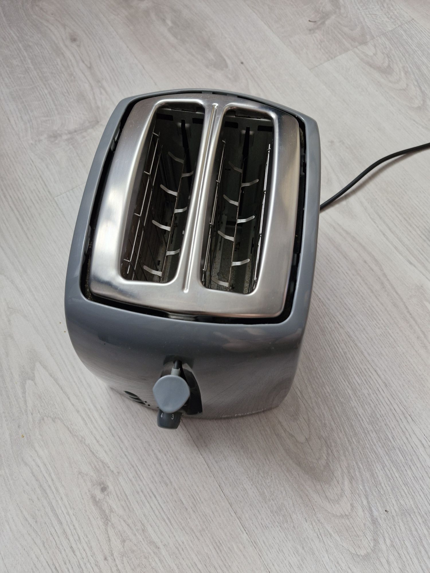 Toster Russell Hobbs