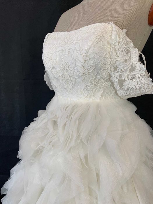 Nowa Suknia ślubna 36 S ivory tiulowe falbany gorset z trenem empire