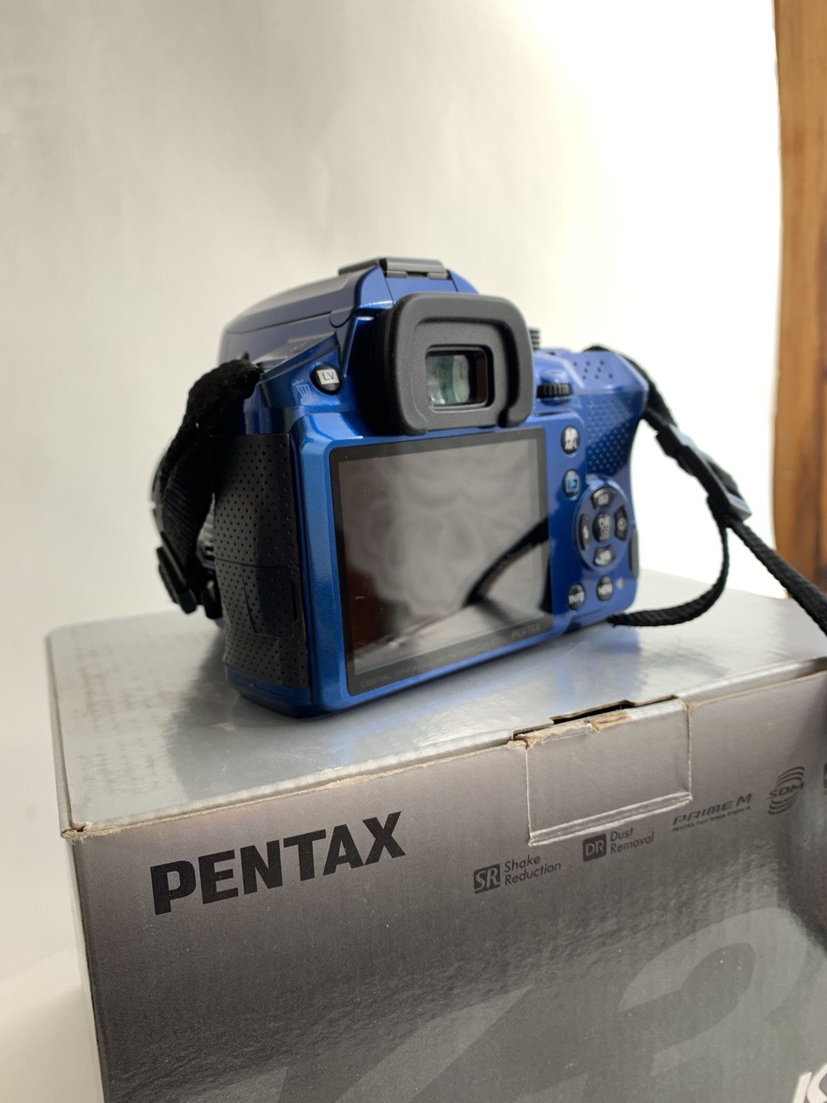 Продам Pentax k-30 проф фотоаппарат и два объектива