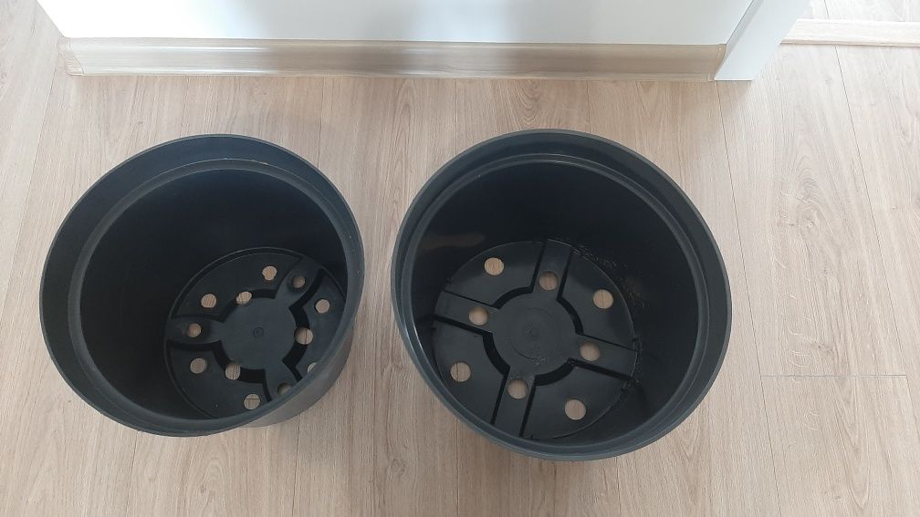 2x bardzo duża doniczka plastikowa czarna