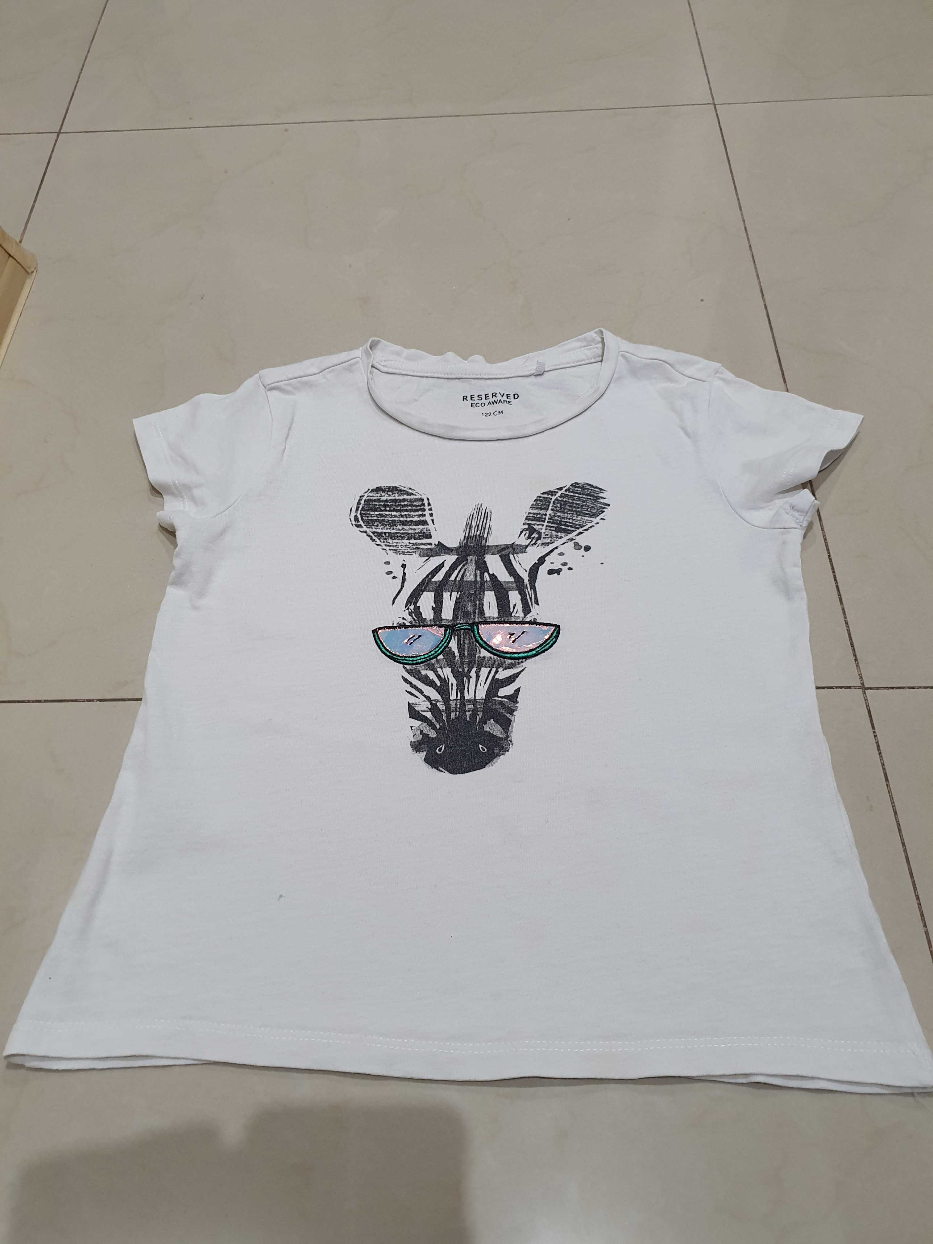 Reserved t-shirt dla dziewczynki rozmiar 122
