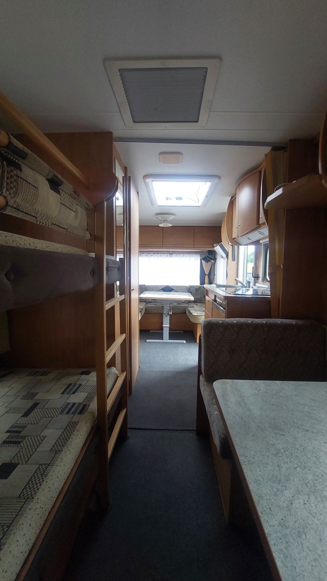 Przyczepa Burstner Ventana 480 TK 6 osobowa