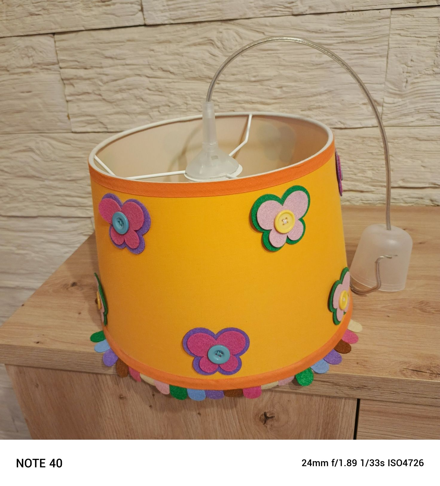 Lampa sufitowa dziecięca.