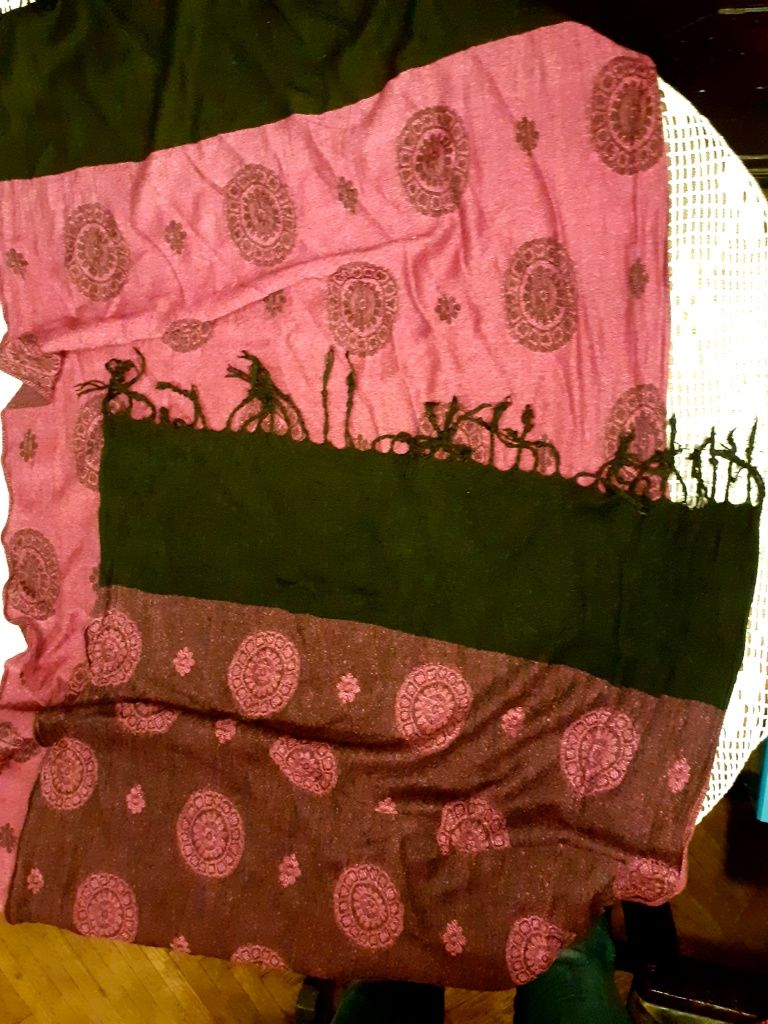 Różowa chusta apaszka szal szalik ok.200x70 bdb purpurowa magenta