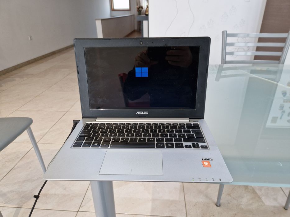 Portatil Asus X 201e
