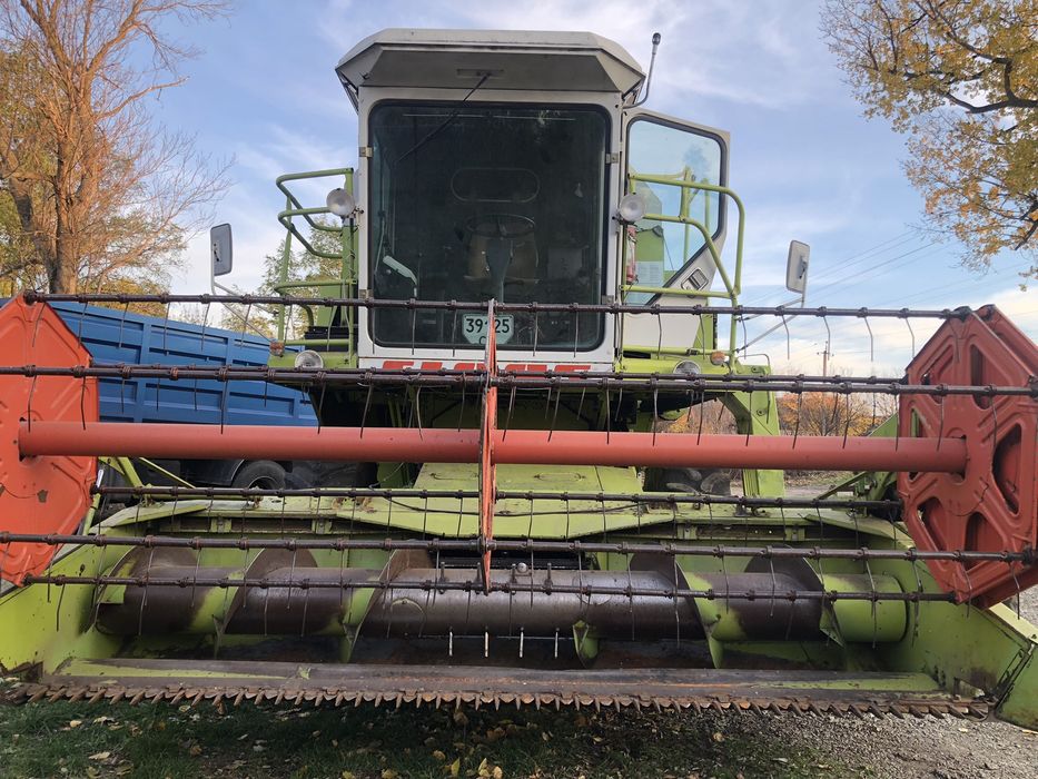 Комбайн Клас Домінатор76