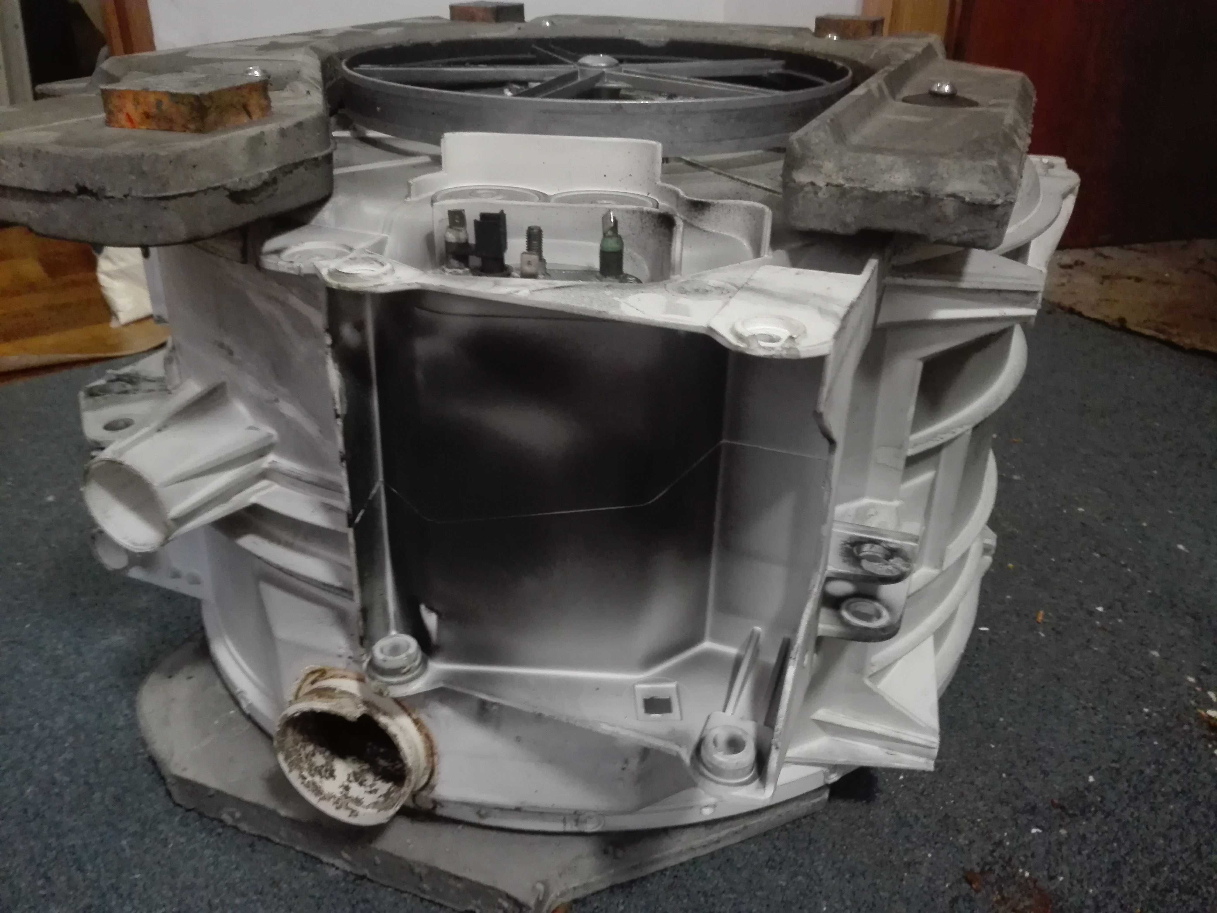 бак з барабаном   Indesit WITL 106