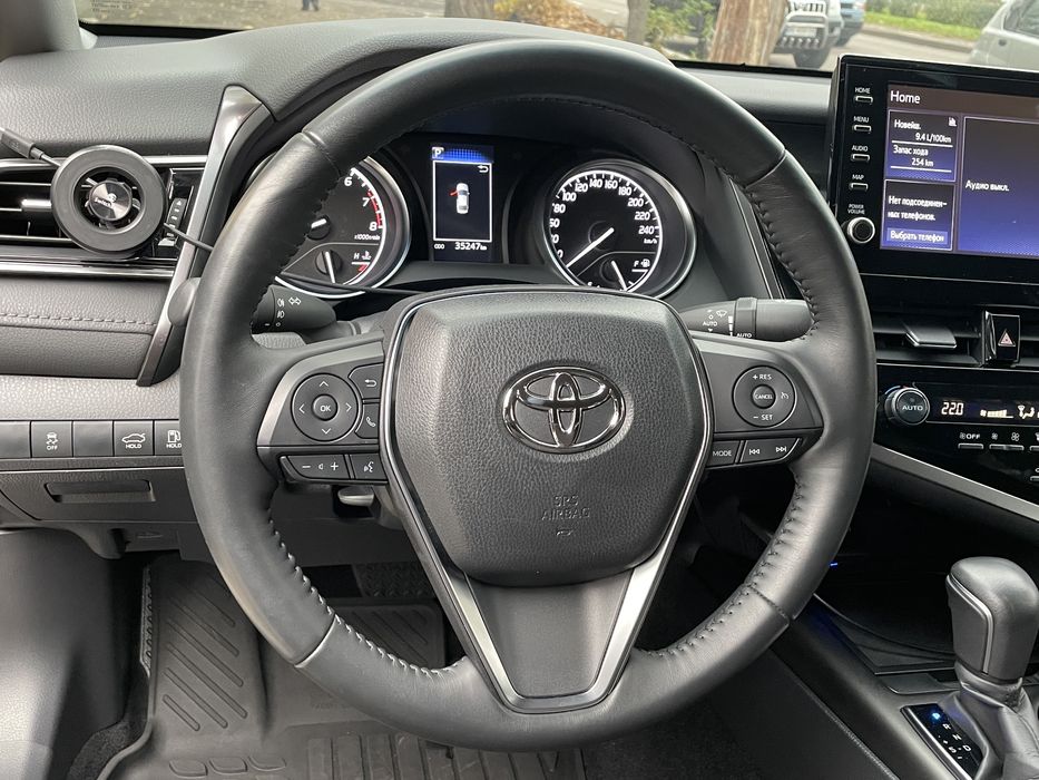 Toyota Camry 2023 року , офіційна