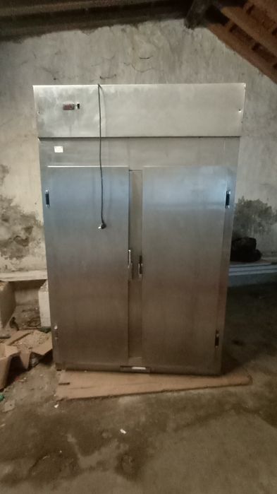 Armário frigorífico industrial semi-novo