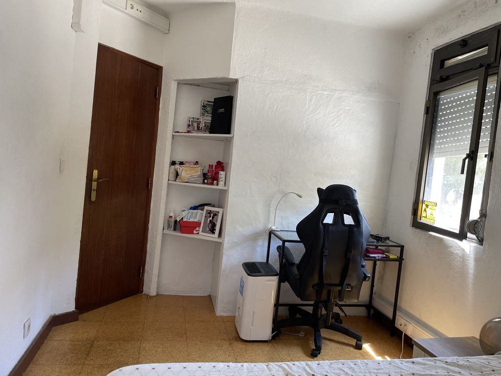 Quarto  para arrendar olivais