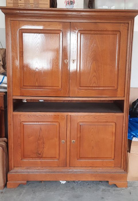 Móvel TV c/ 2 prateleiras inferiores