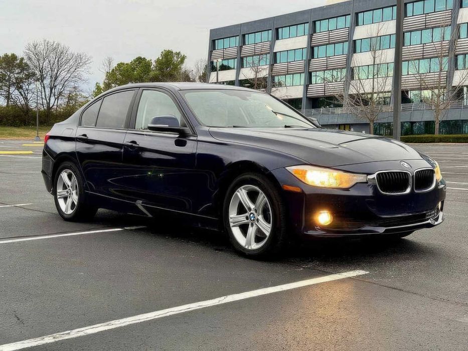BMW 3 Series 320i      2014
