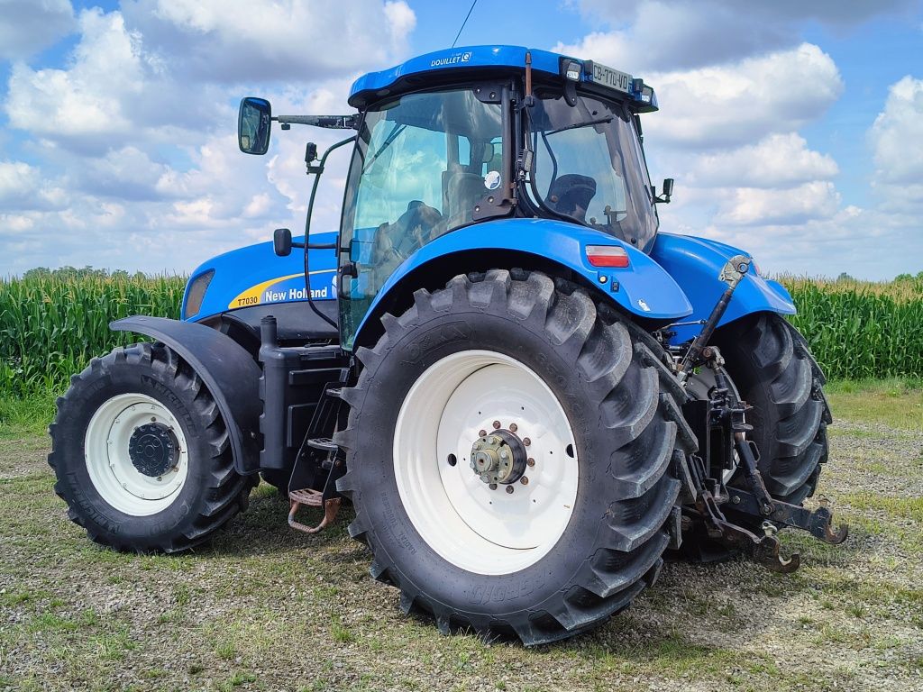 New Holland t7030 case t7040 puma t7050 maxxum t7020 nh t7.210