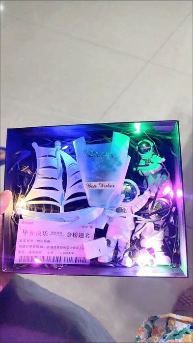 Подарунковий набір космонавтів