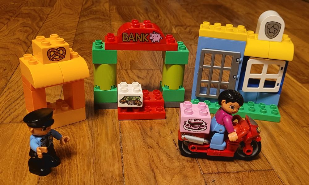 Lego Duplo 10532 (Лего дупло) Погоня за злодієм
