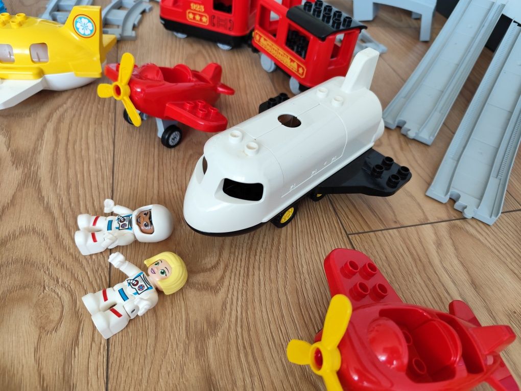 8 kg LEGO Duplo - ciuchcia, rakieta, samoloty, motocykl ...