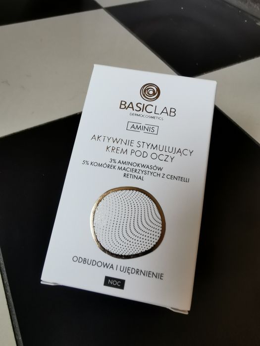 BasicLab Aminis aktywnie stymulujący krem pod oczy retinal centella