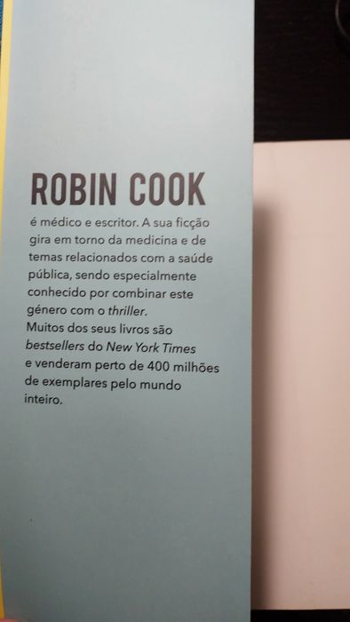 Livro "Pandemia" de Robin Cook
