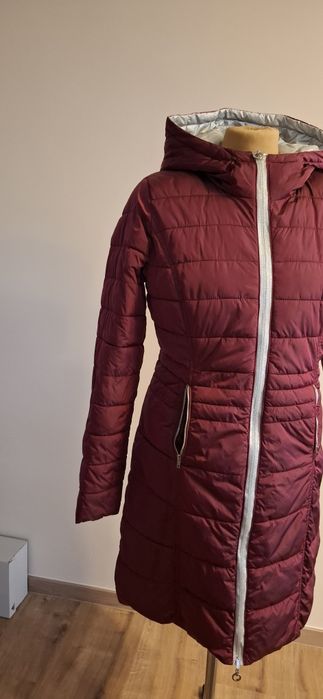 Dwustronna kurtka mohito bordowo-srebrna.