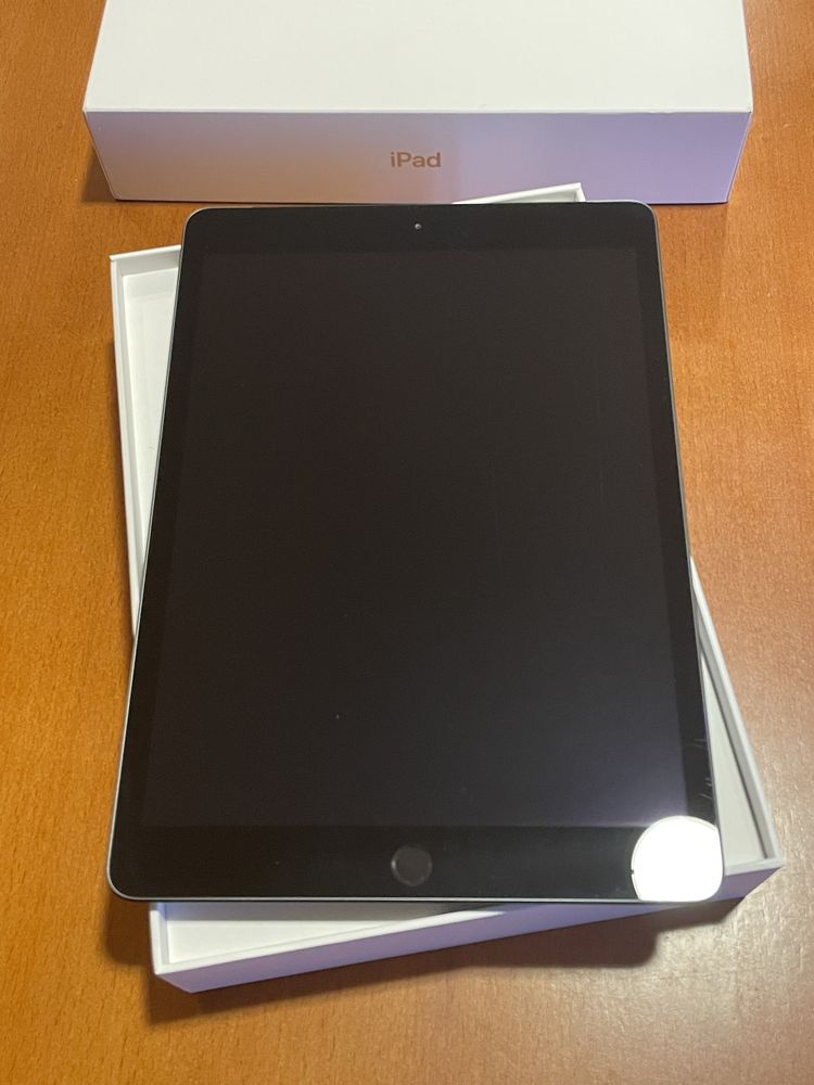 iPad 8 2020 - Wifi+Cellular (32Gb) impecável c/oferta Penci 2 +EarPods