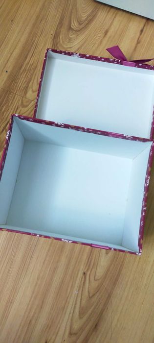 pudełko prezentowe świąteczne