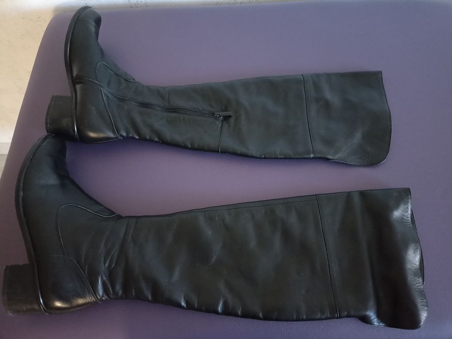 Продам женские кожаные осенние сапоги