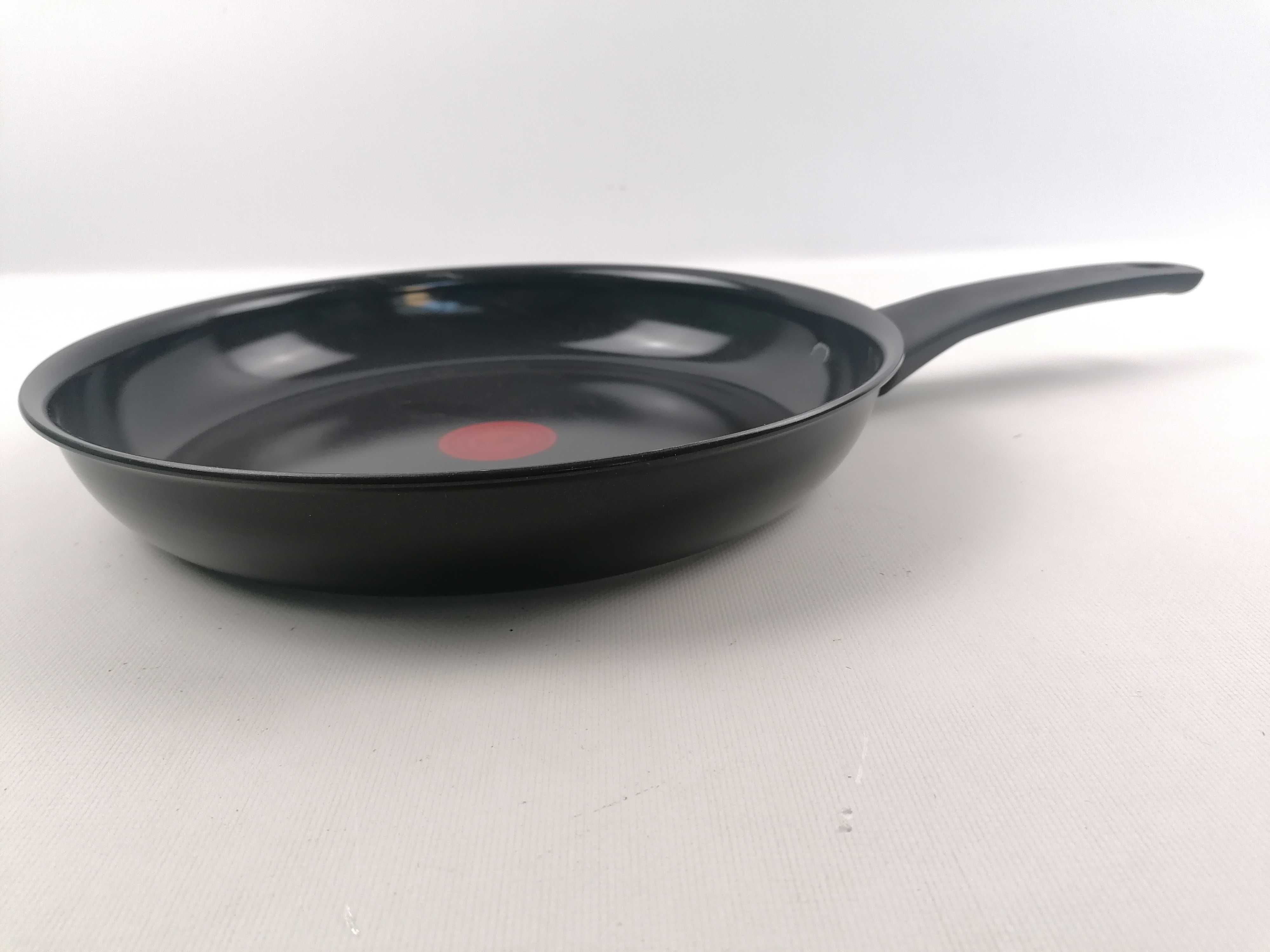 Patelnia tradycyjna Tefal C43506 Renew On Black 28 cm Ceramiczna