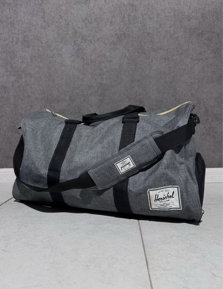 Велика сумка Herschel дорожня сумка / спортивна сумка унісекс