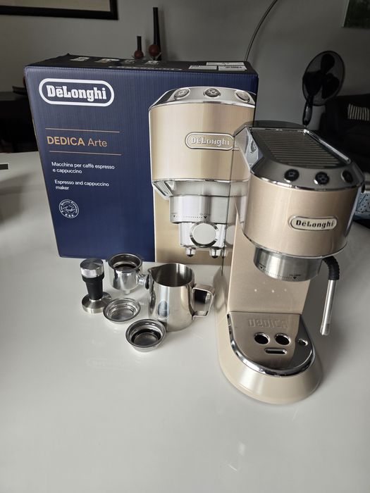 Máquina cafe Delonghi