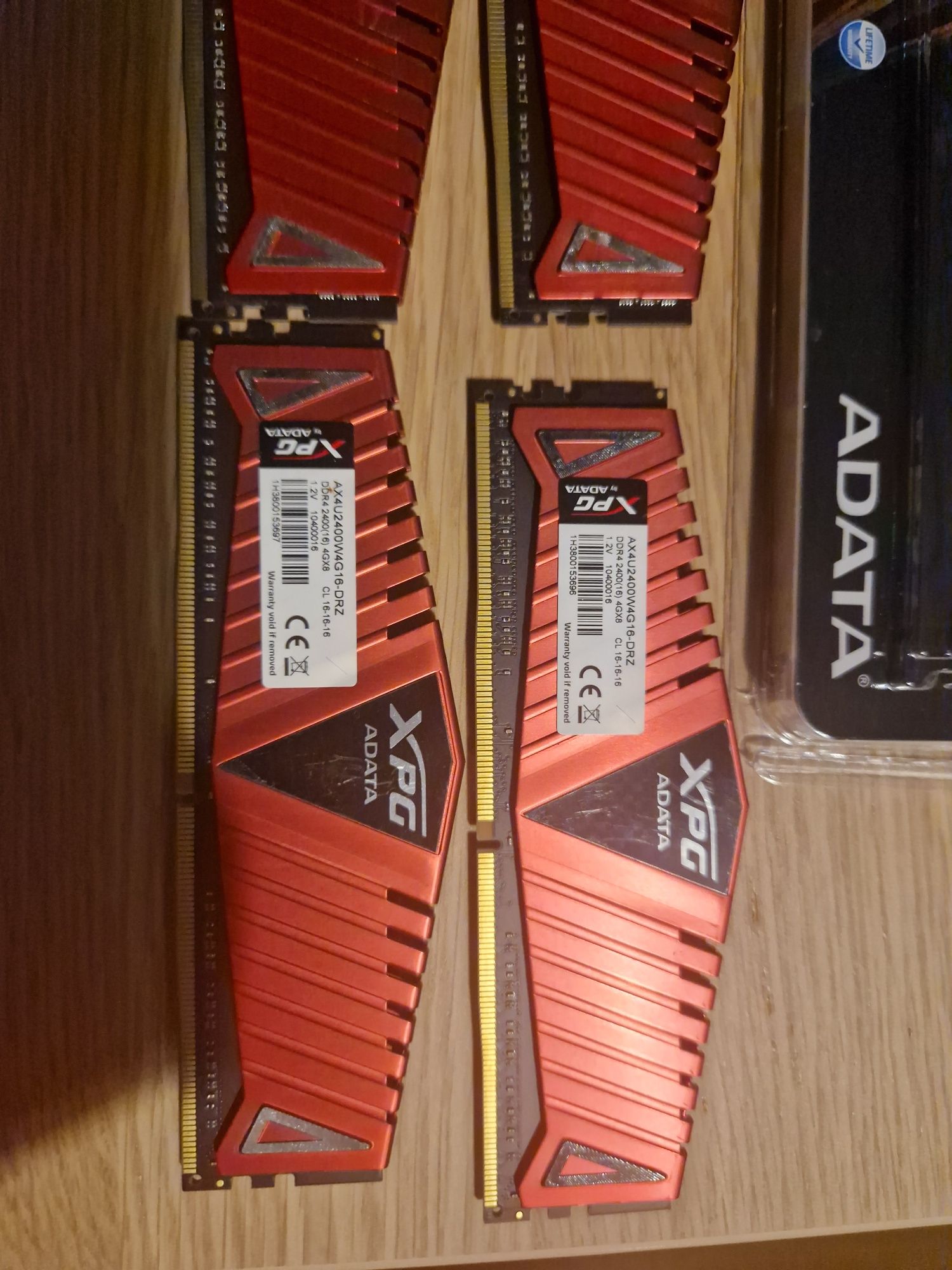 Pamięć RAM Adata XPG ddr4 16GB (4x4GB) 2400MHz
