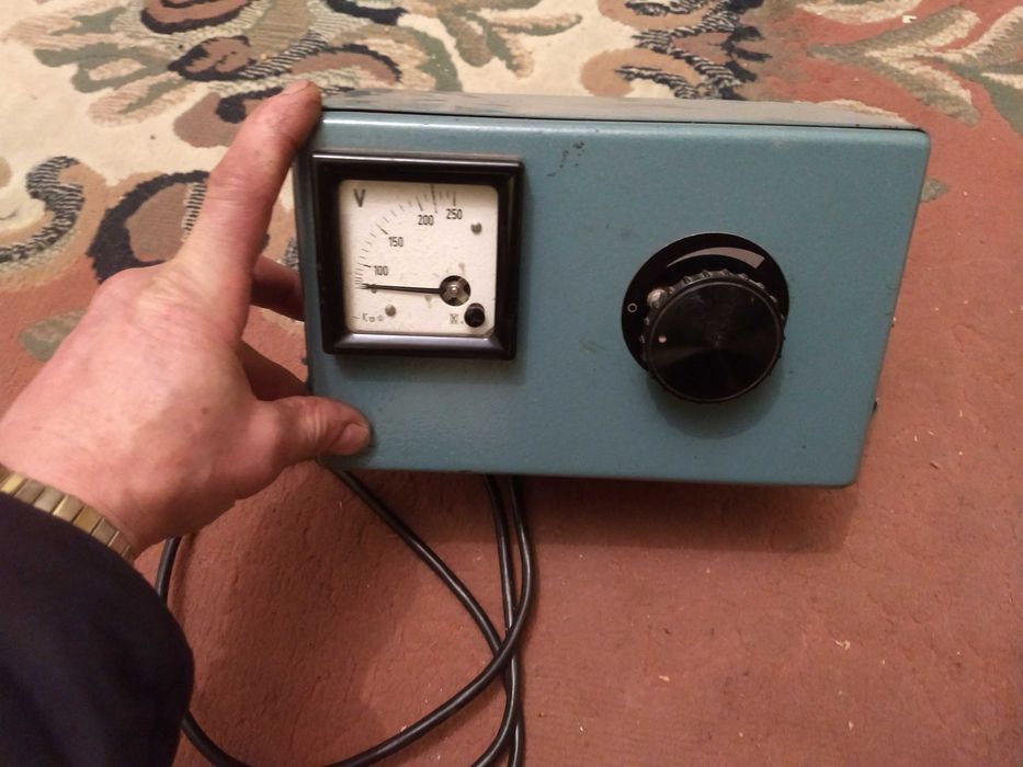 Autotransformator, transformator