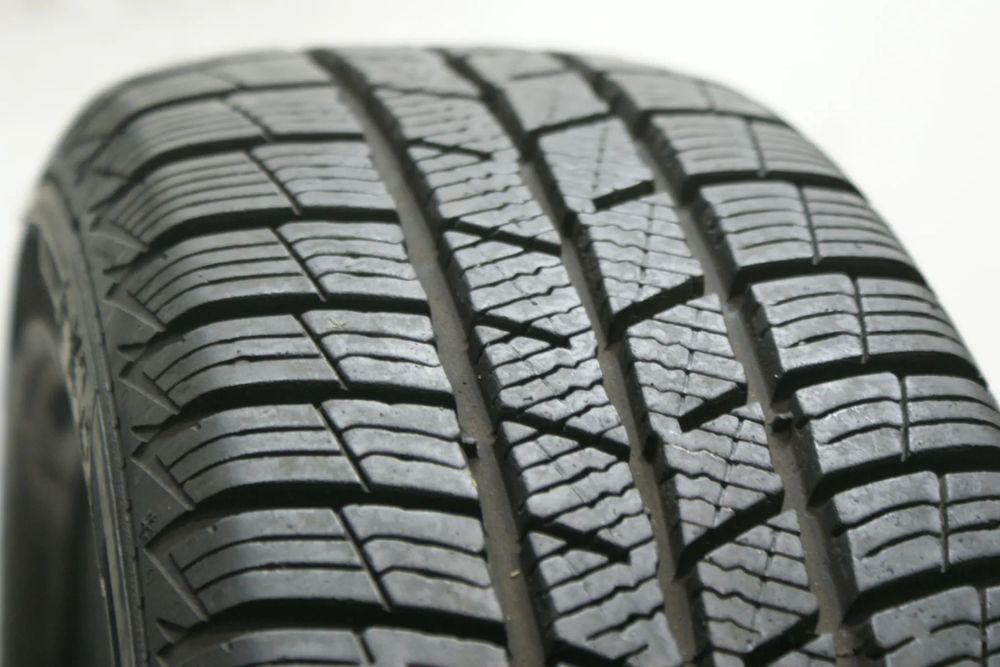 175/65R15 BARUM POLARIS 5 , 6,8mm A9920