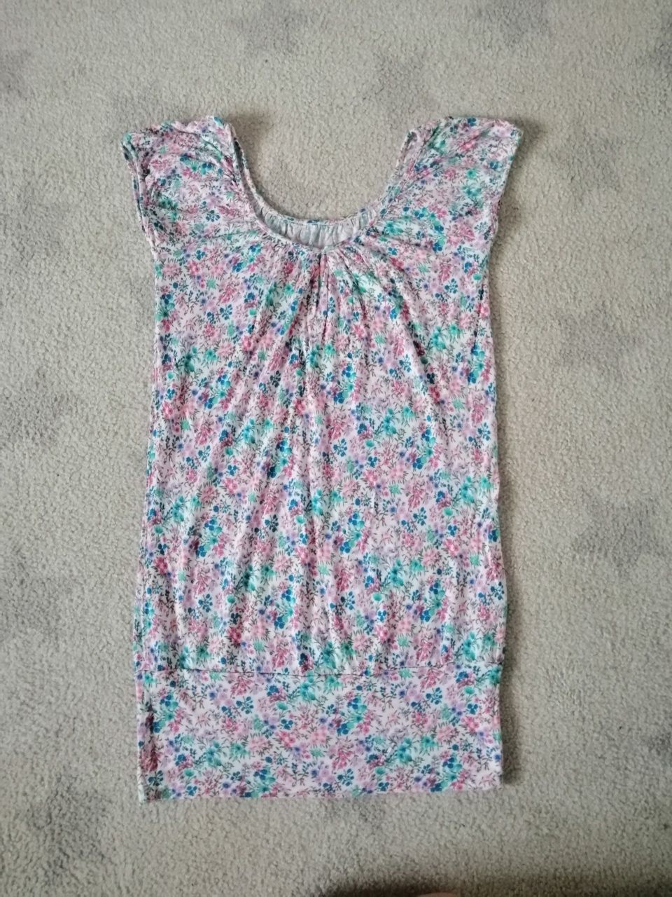 Bluzki letnie w rozm. S i XS