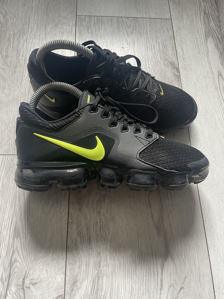 Czarne nike vapormax rozmiar 38