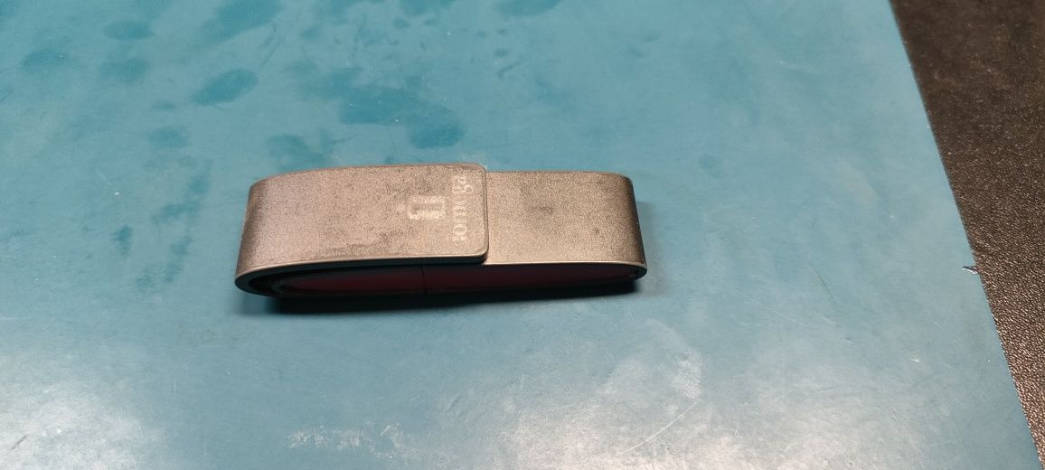 Pendrive IOmega Mini 128MB IOM2A1 klasyk