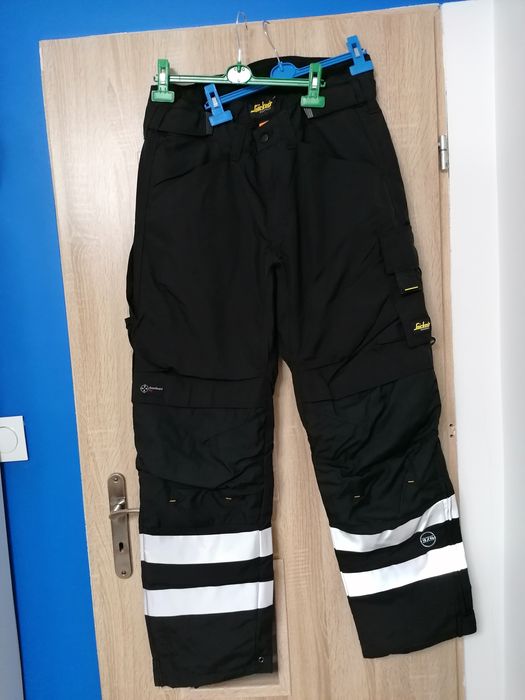 Nowe zimowe spodnie snickers workwear 6619 roz L mają wysoki stan