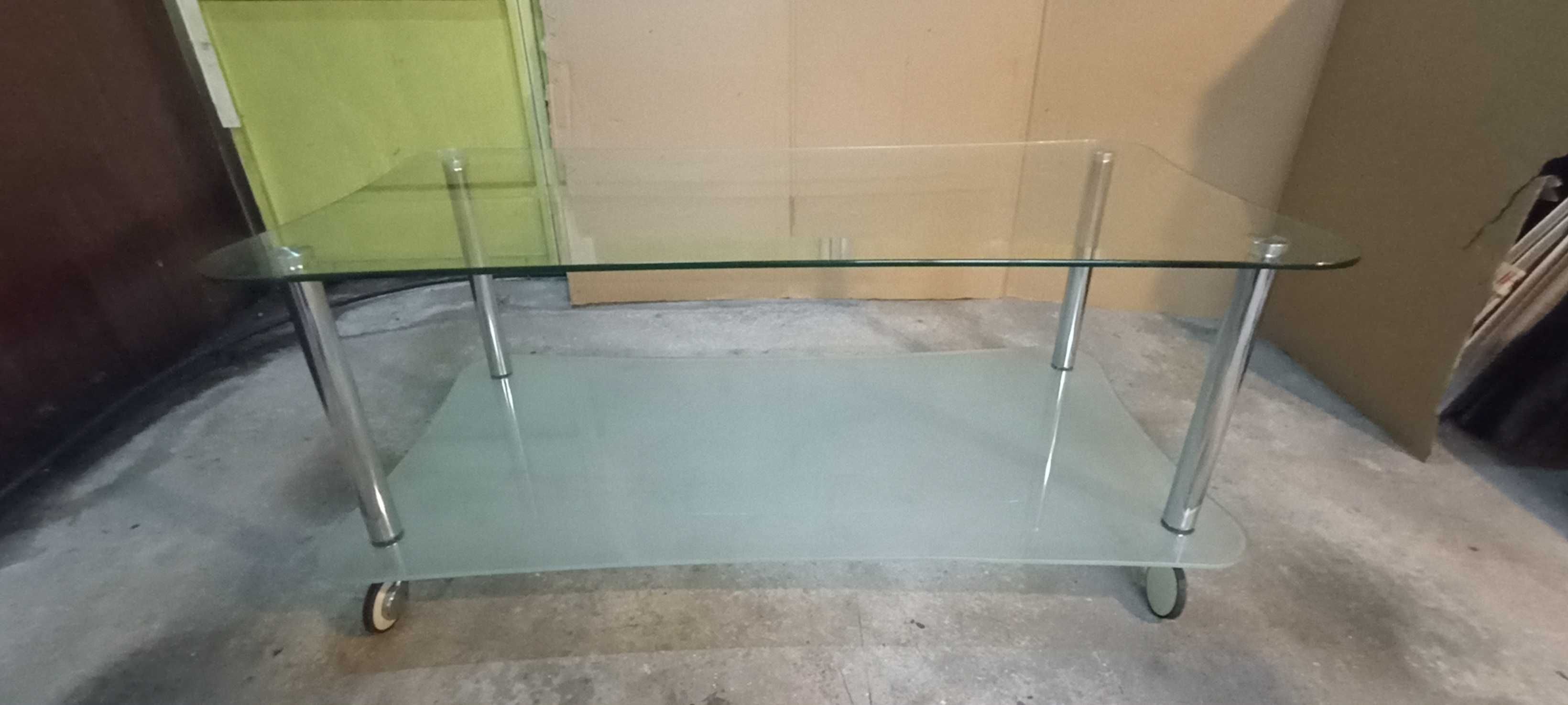 Mesa de centro em vidro
