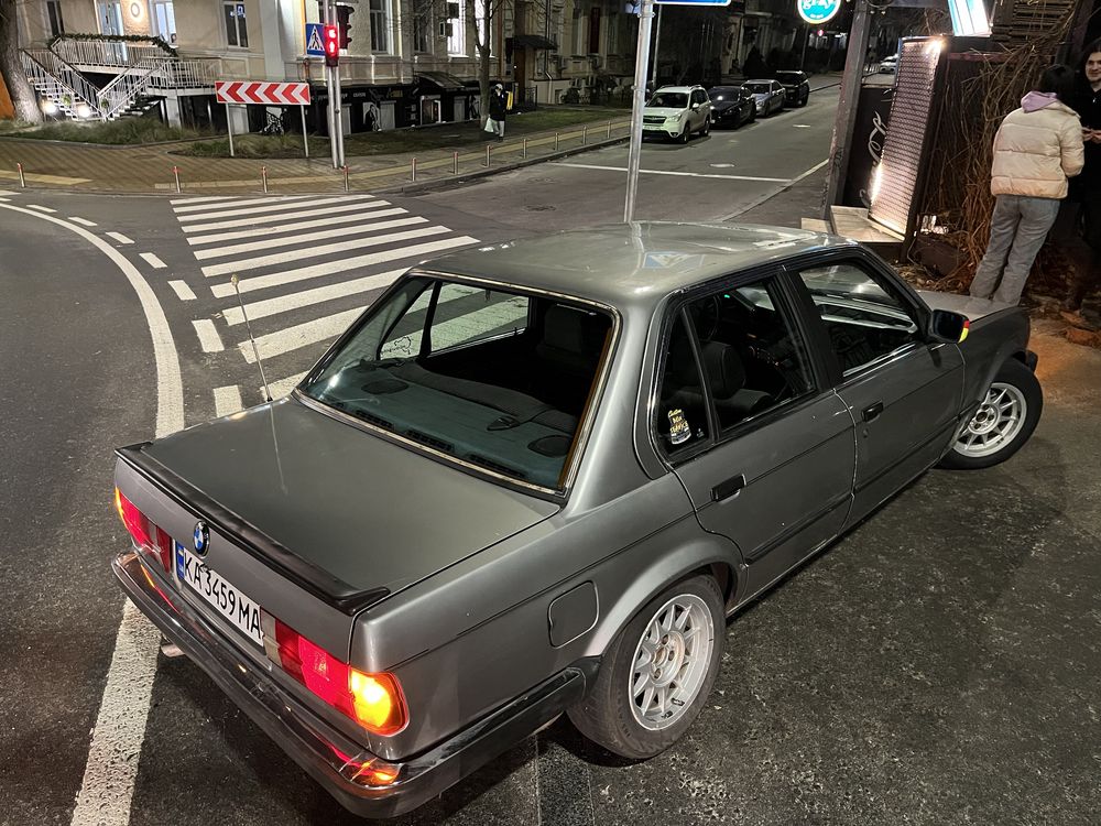 BMW E30 325i 1986