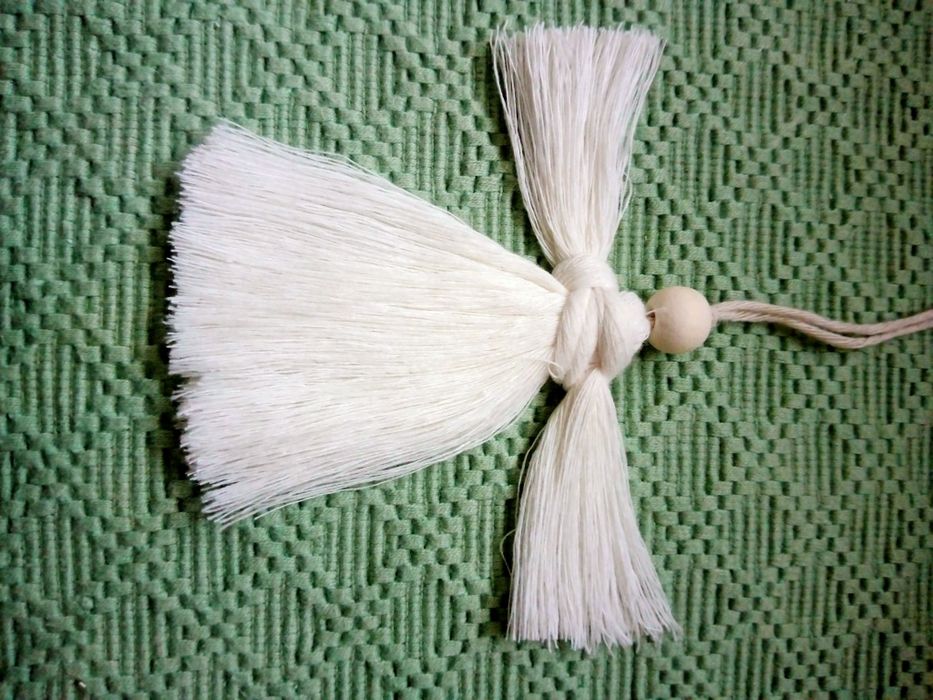 Новорічні іграшки на ялинку